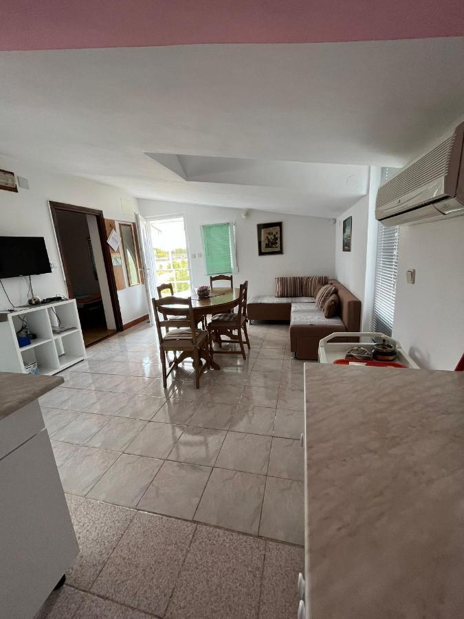 Apartments Tea Karlobag Dış mekan fotoğraf