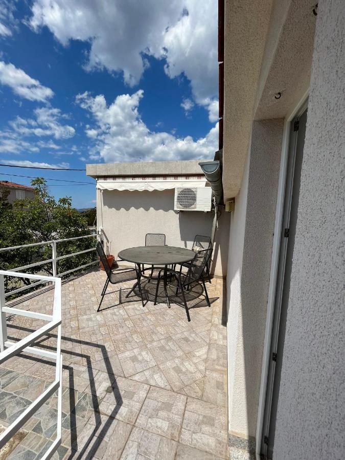 Apartments Tea Karlobag Dış mekan fotoğraf