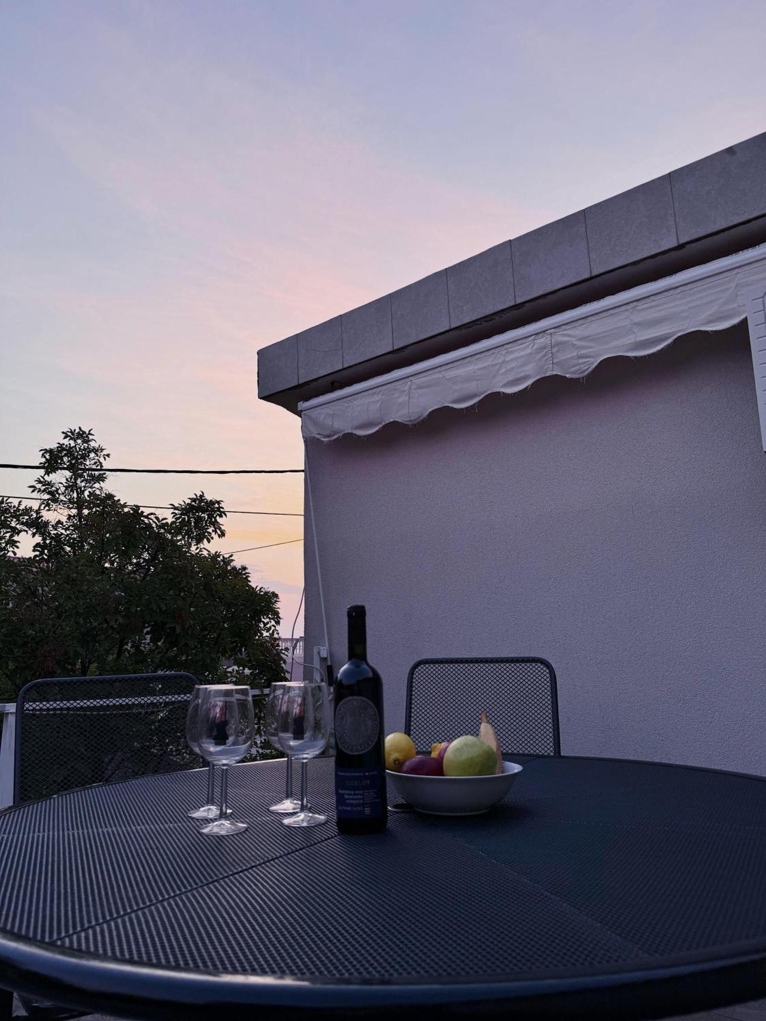 Apartments Tea Karlobag Dış mekan fotoğraf